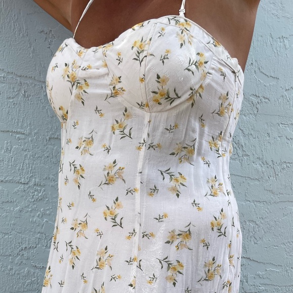 Soft Floral off white spaghetti strap sun dress with adjustable straps Size XL - Picture 4 of 16